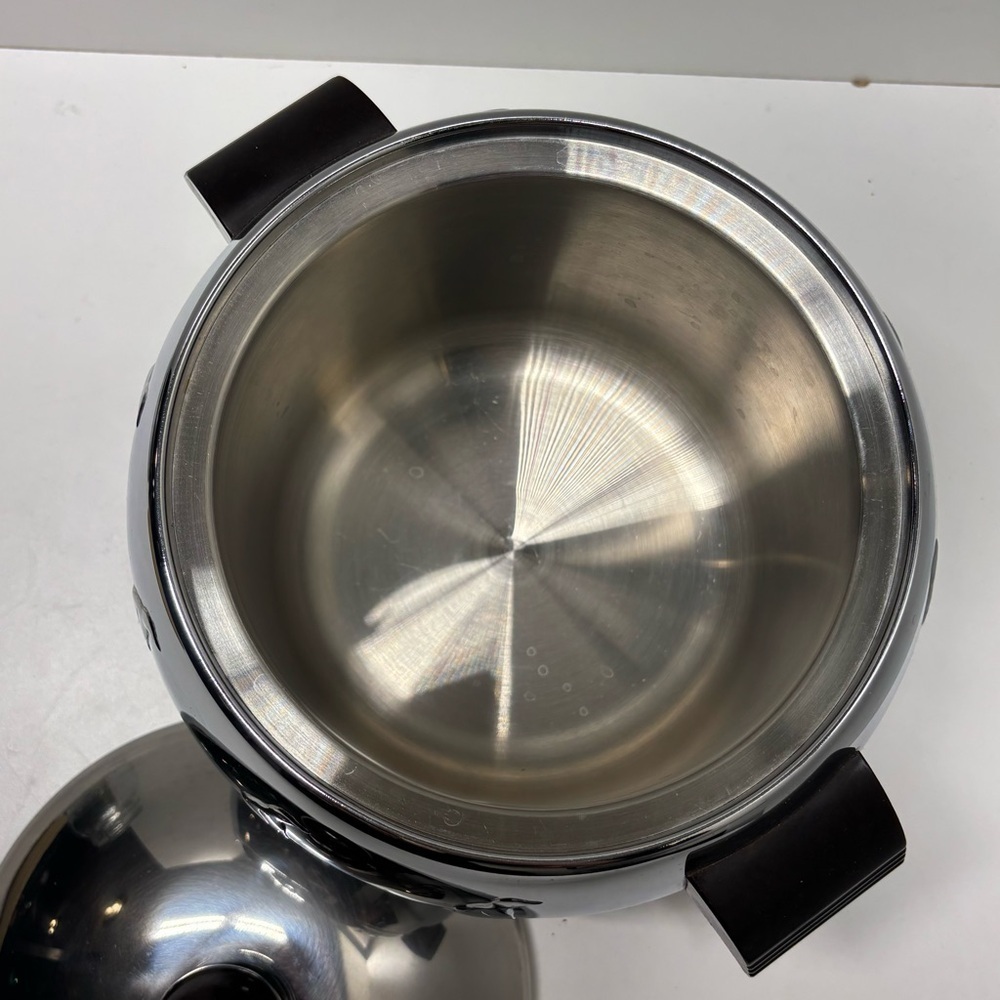 Vintage Midcentury Westbend Penguin chrome insulated hot and cold server - Picture 3 of 6